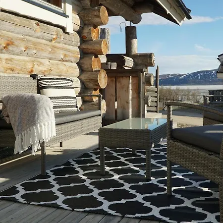 Aeijaen Moekki Vakantiehuis *